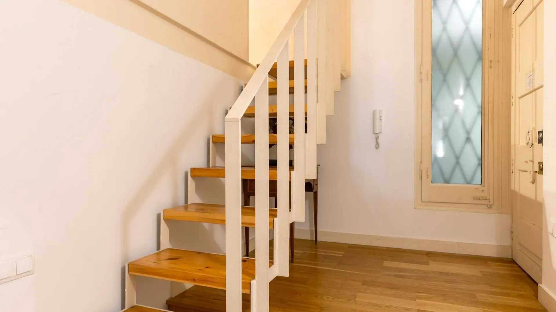 Bcn Apartments 41 Барселона 0*,  Испания