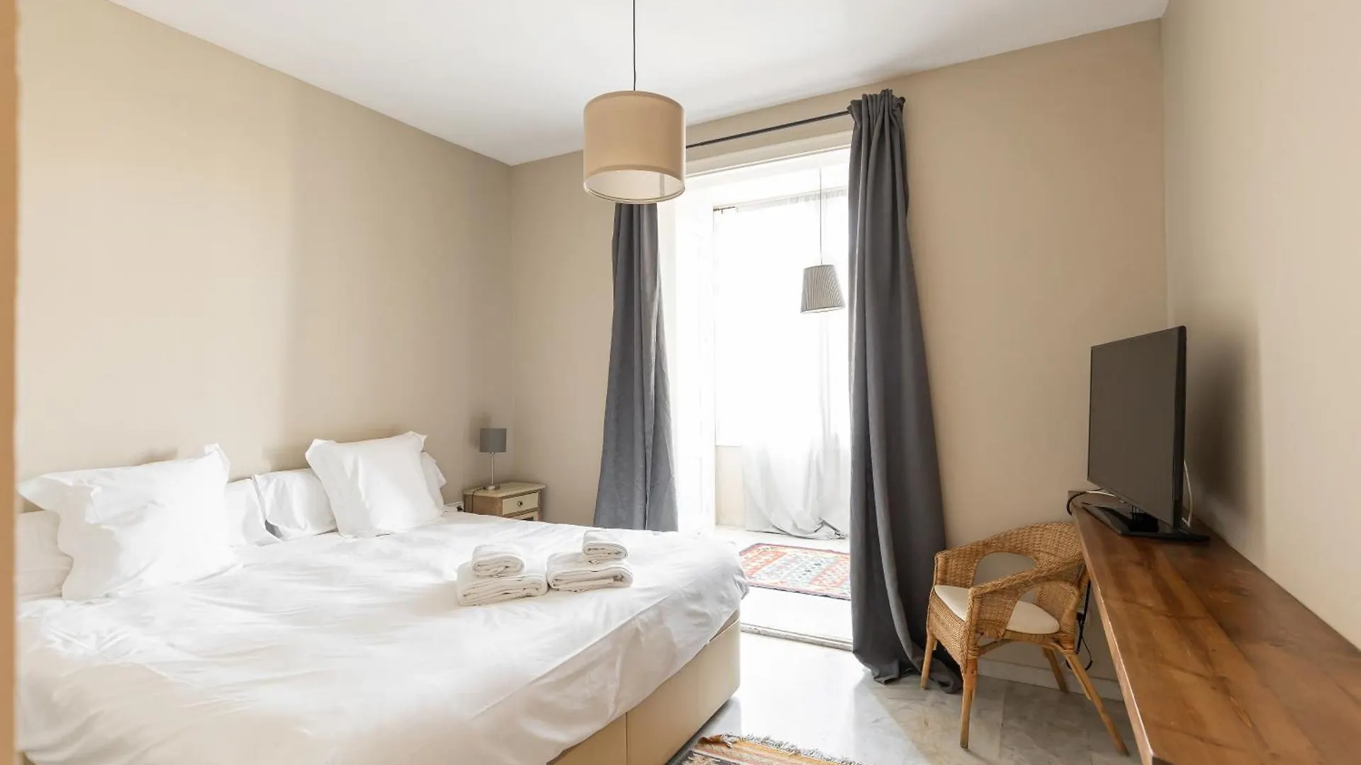 Bcn Apartments 41 Барселона 0*,