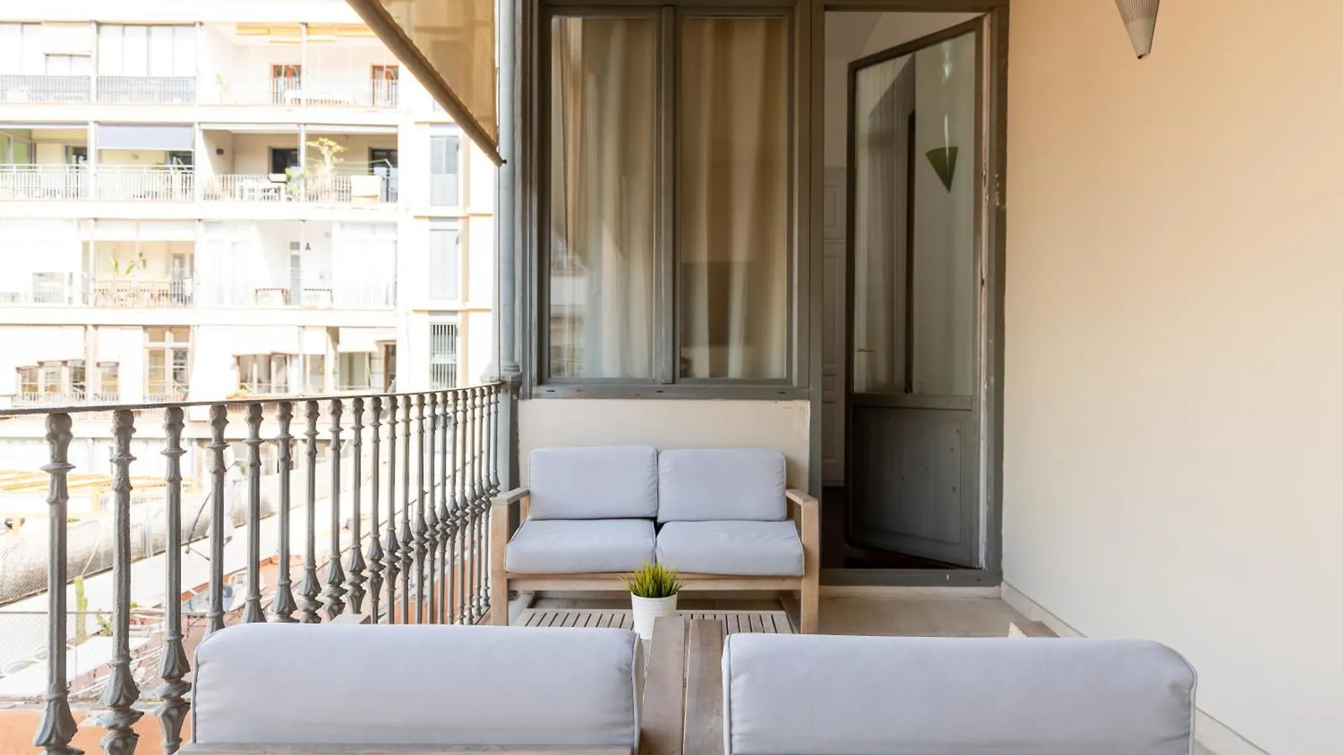 Bcn Apartments 41 Барселона 0*,  Испания