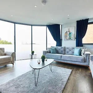 https://greenwich-flat-o2-cutty-sark-maritime-museum-thames-path.brighton-hotels-england.com